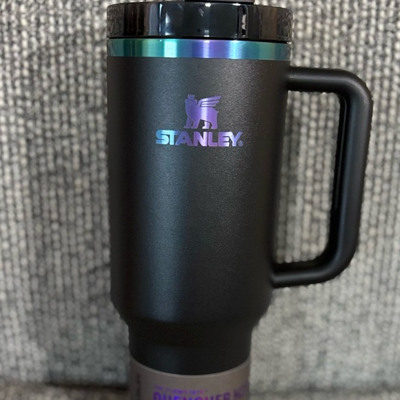 Stanley 40 Oz H2.0 Quencher Flowstate Tumbler Limited Edition Black Chroma NWT - Picture 6 of 9